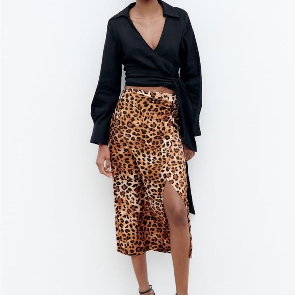 NWT Zara Leopard Print Midi Skirt in Brown and Black